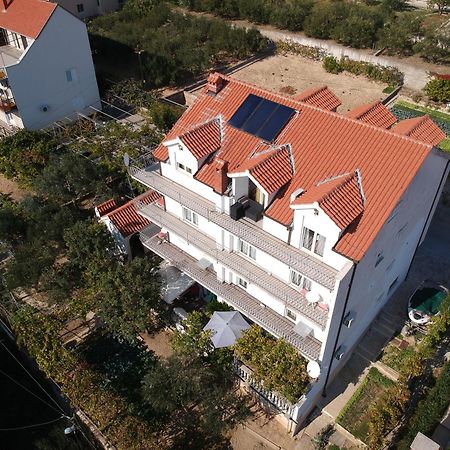 Villa Milic*** Donji Seget Exterior foto